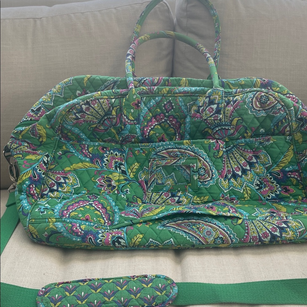 Vera Bradley Vibrant Green Paisley Women's weekender Bag